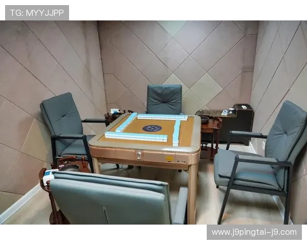 十三水倒水游戏中不同牌型的倒水技巧详解让你轻松应对各种牌局挑战